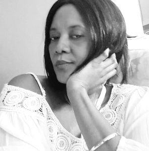 Meet your Posher, Norma